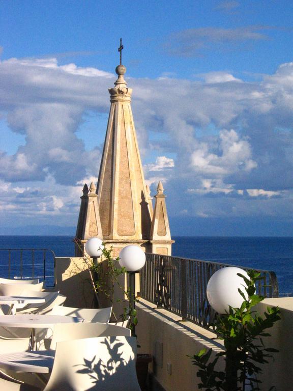 Hotel Villa Meligunis Lipari  Exterior photo